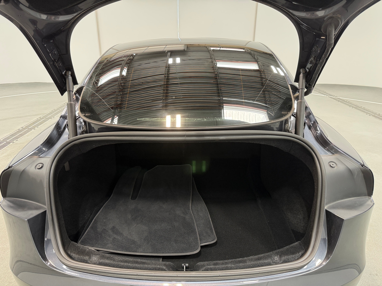 Thumbnail: 2024 Tesla Model 3 - 6