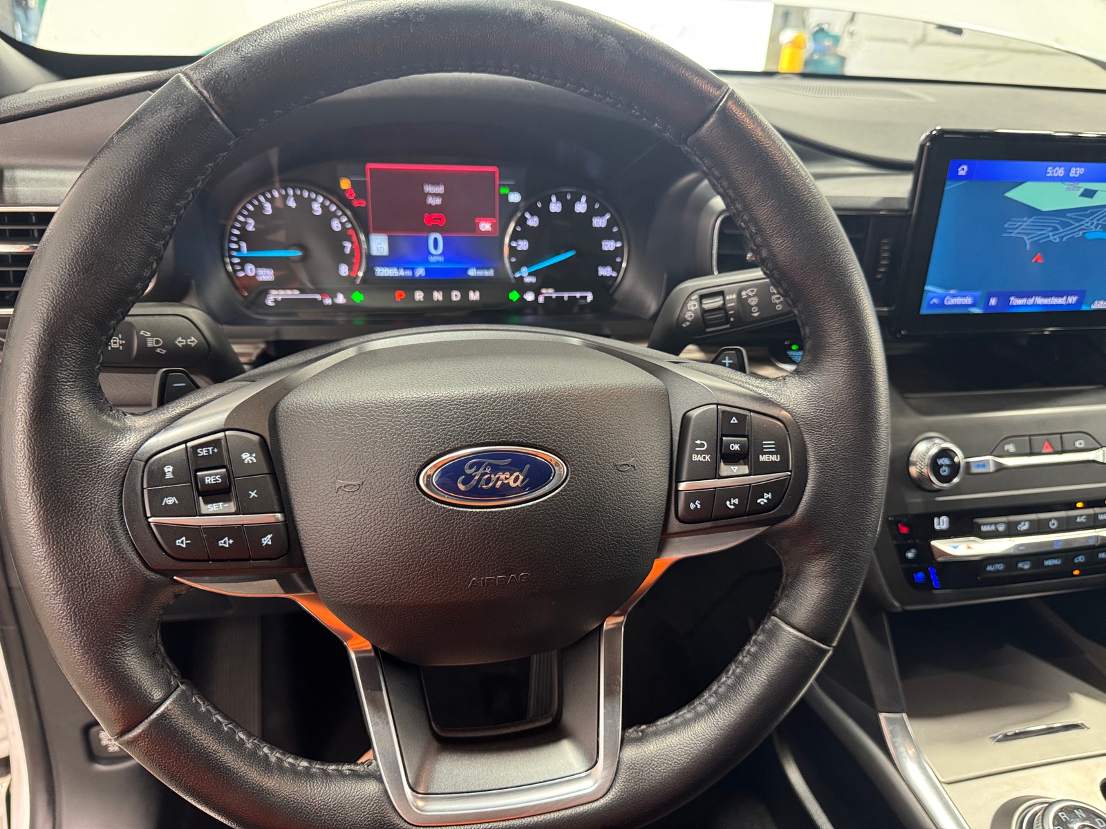 Thumbnail: 2020 Ford Explorer - 4