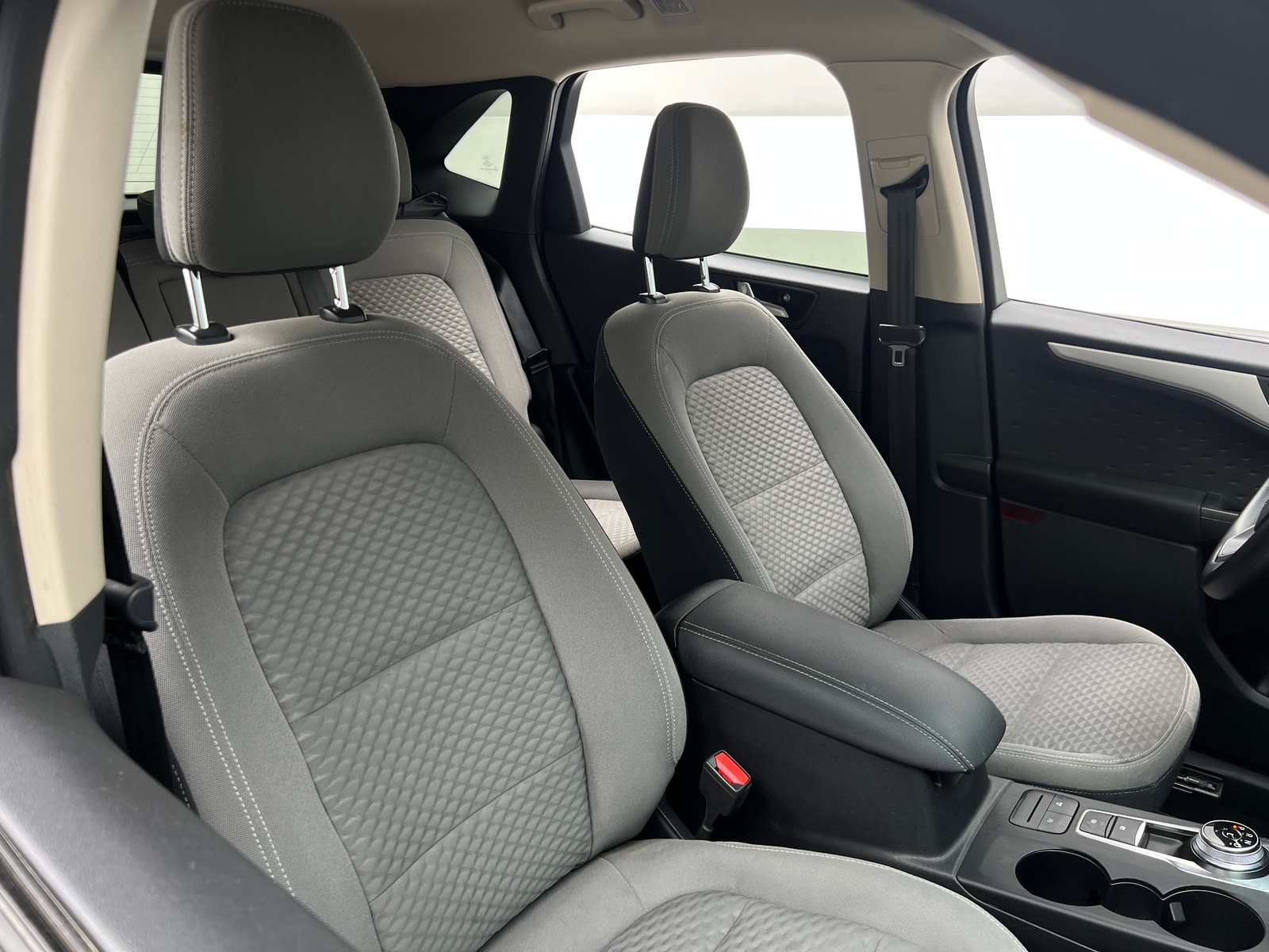 Thumbnail: 2020 Ford Escape - 2