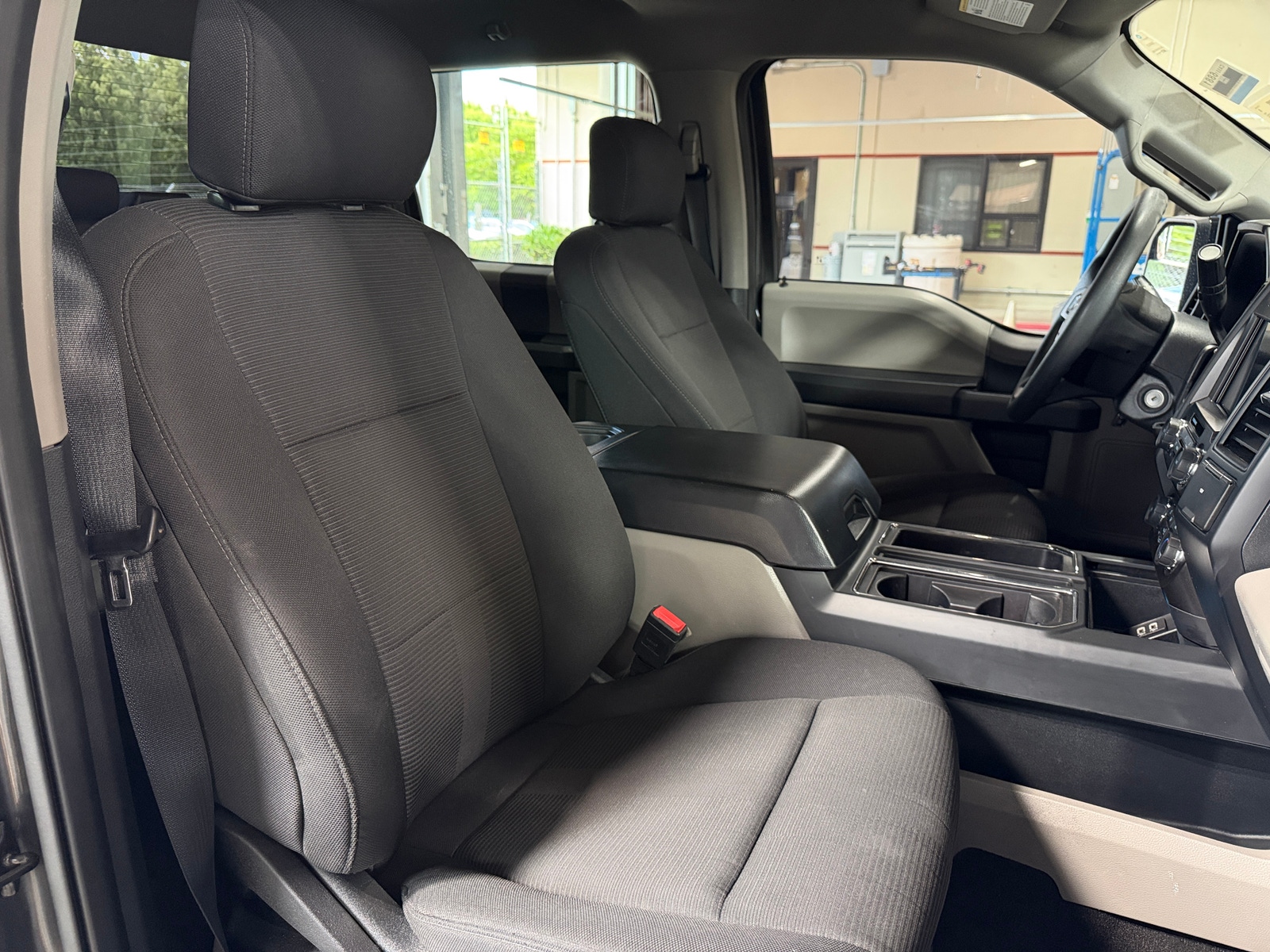 Thumbnail: 2020 Ford Econoline - 2
