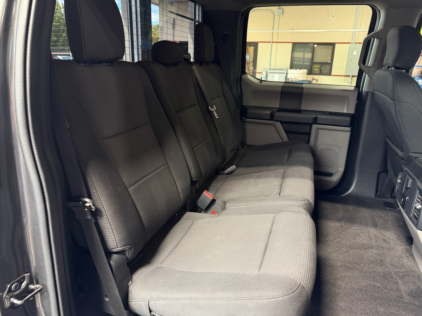 Thumbnail: 2020 Ford Econoline - 6