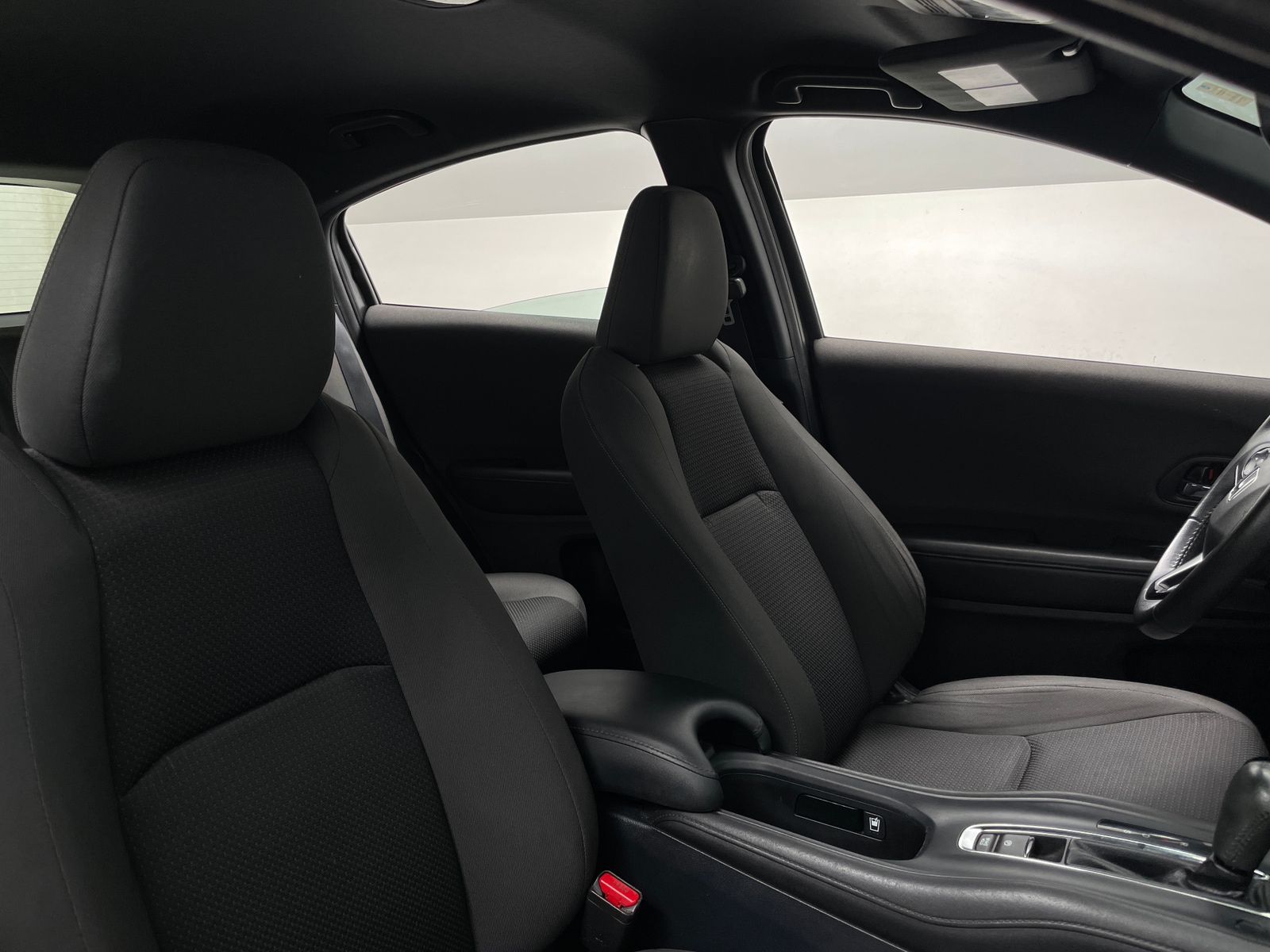 Thumbnail: 2020 Honda HR-V - 2