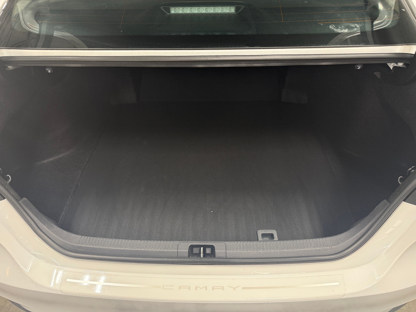 Thumbnail: 2019 Toyota Camry - 7
