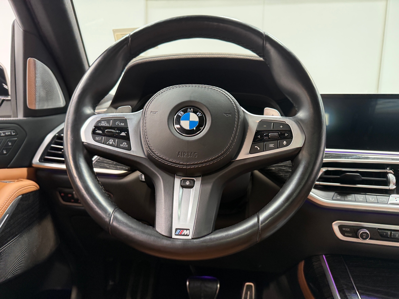 Thumbnail: 2021 BMW X7 - 4