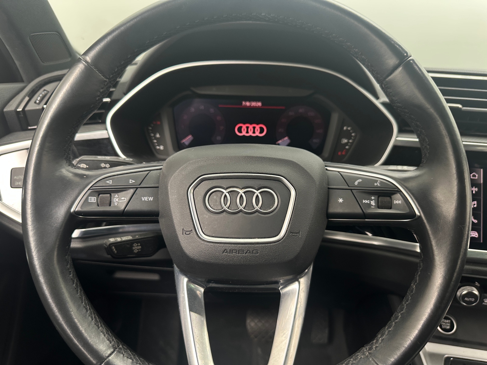 Thumbnail: 2021 Audi Q3 - 4