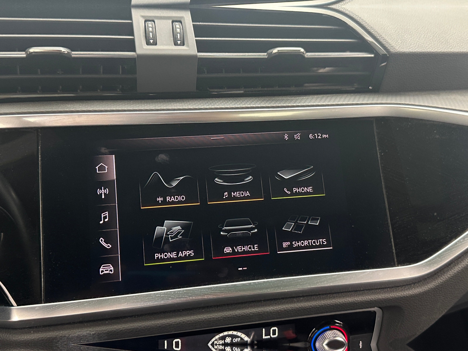 Thumbnail: 2021 Audi Q3 - 3