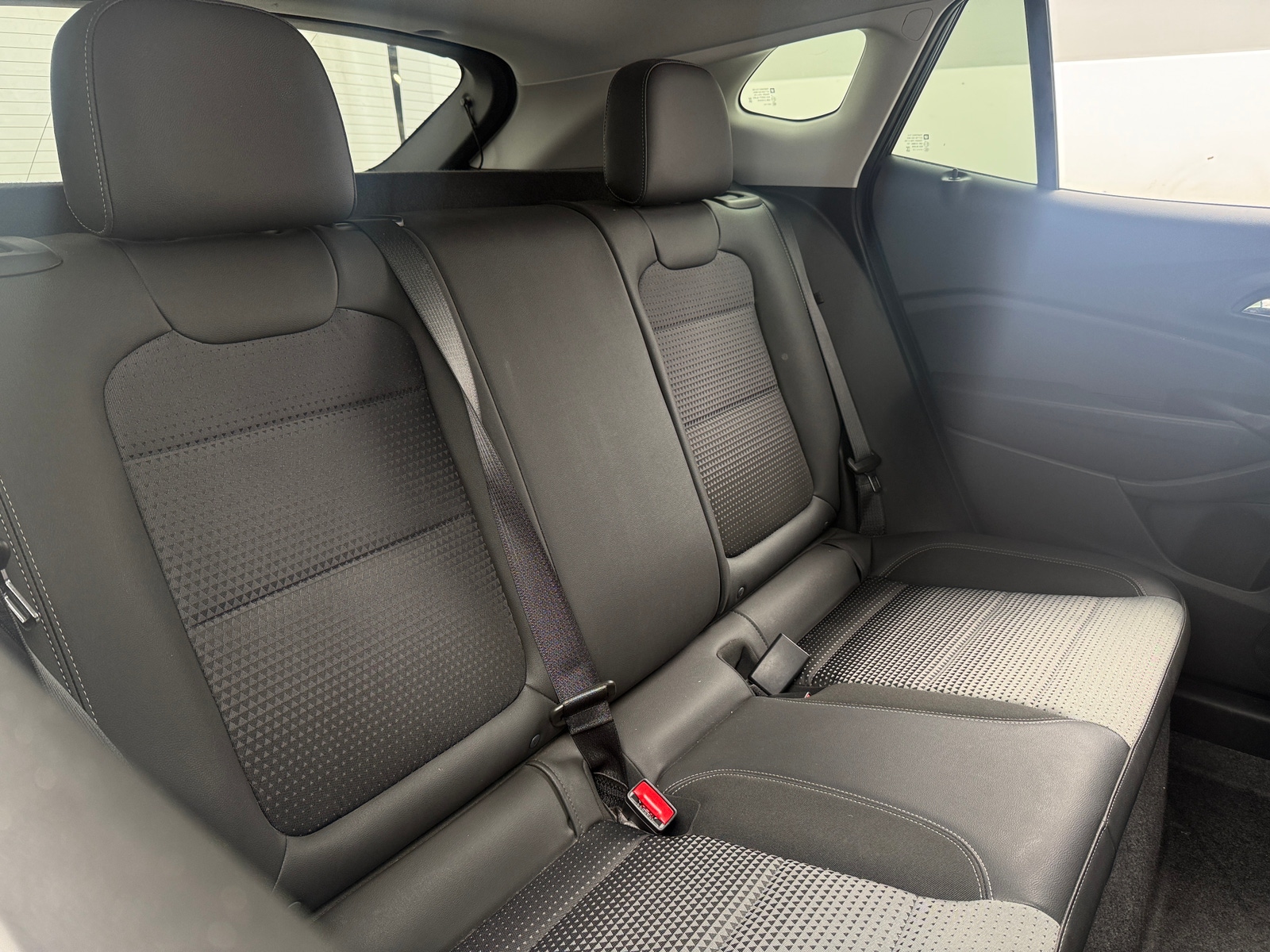 Thumbnail: 2025 Chevrolet Trax - 6