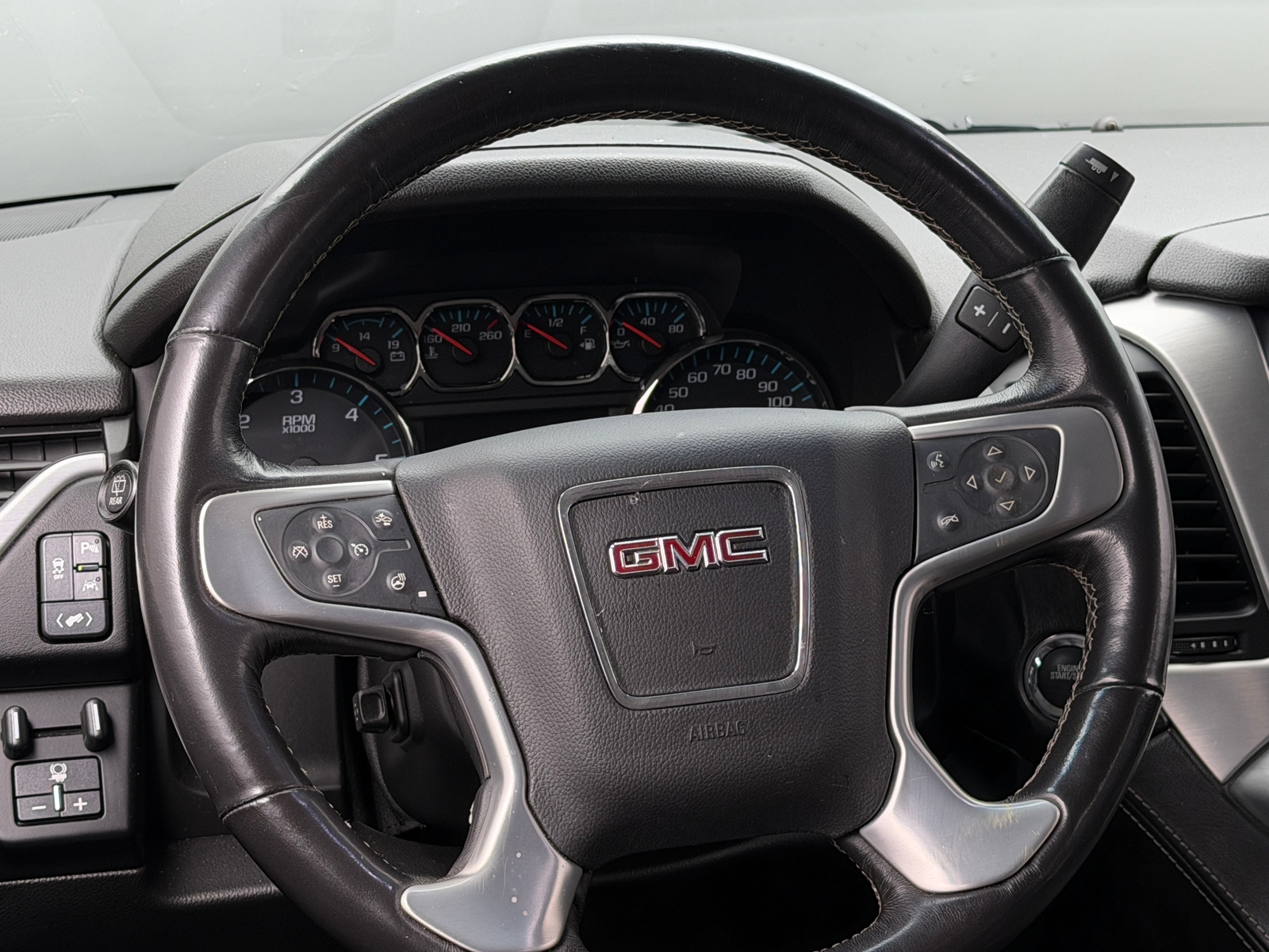 Thumbnail: 2018 GMC Yukon - 4