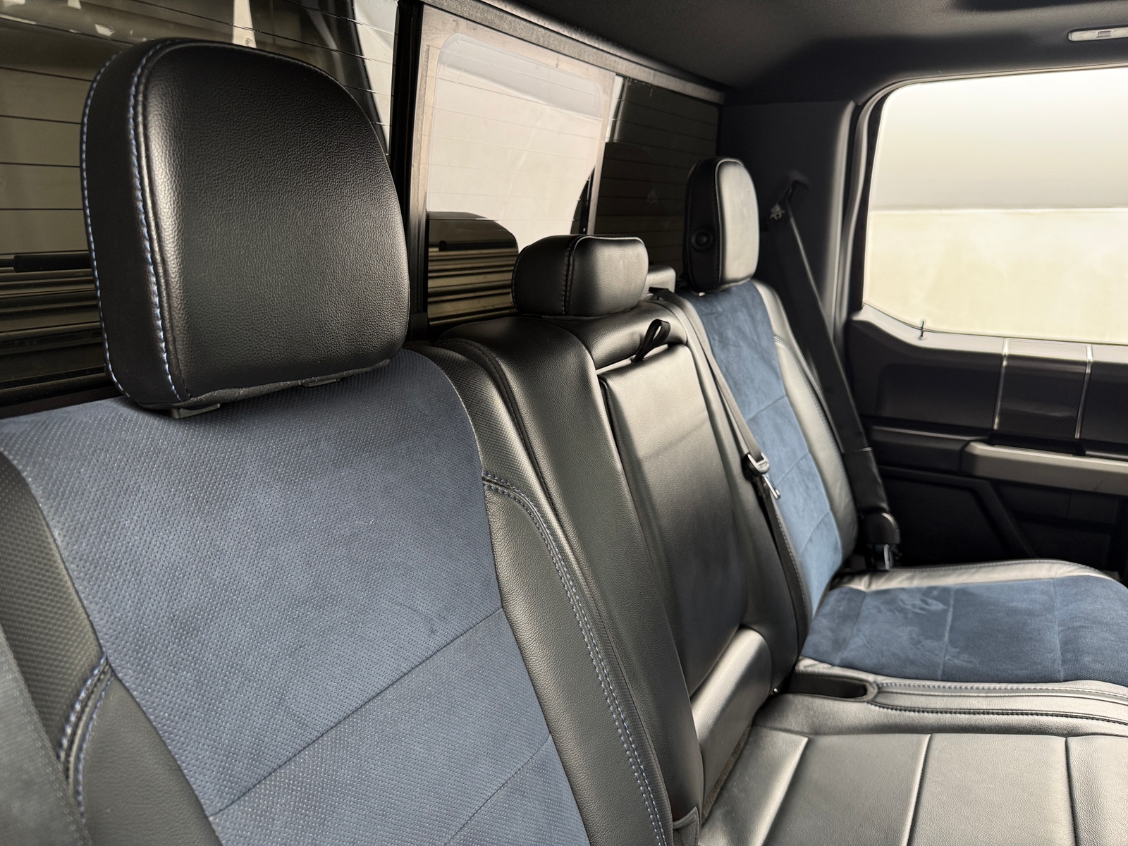 Thumbnail: 2019 Ford Econoline - 6