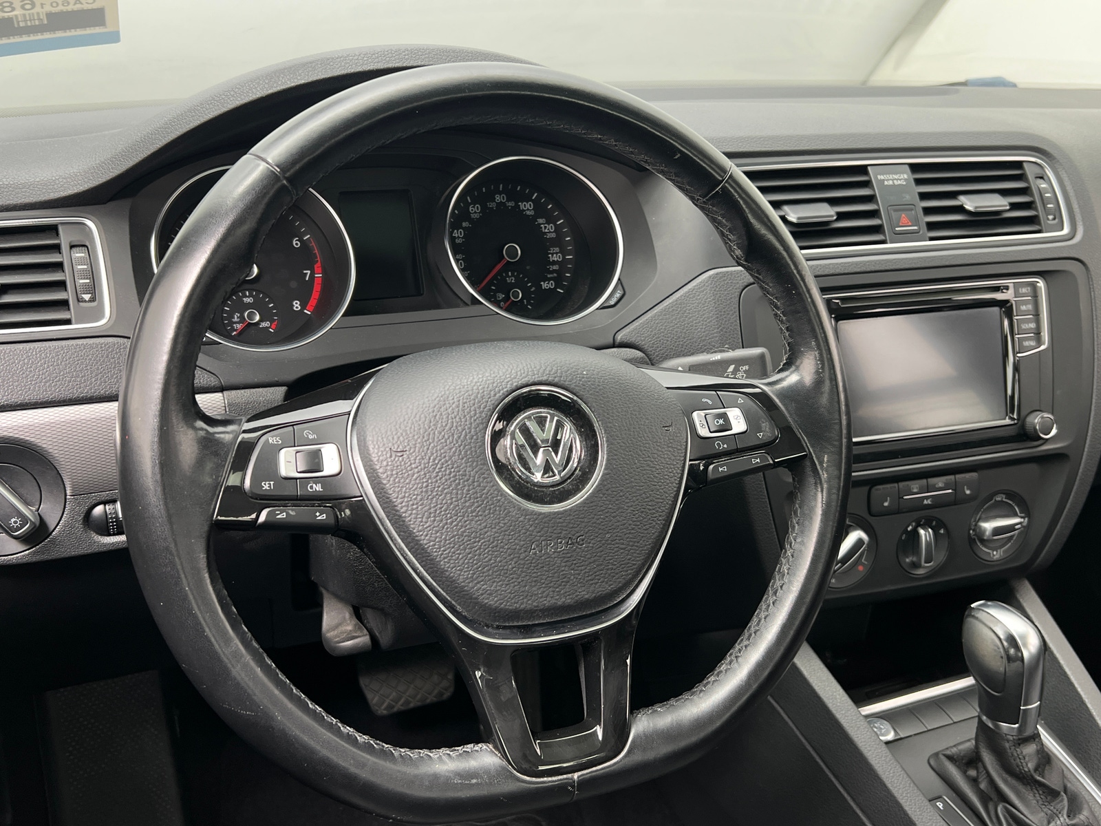 Thumbnail: 2017 Volkswagen Jetta - 4