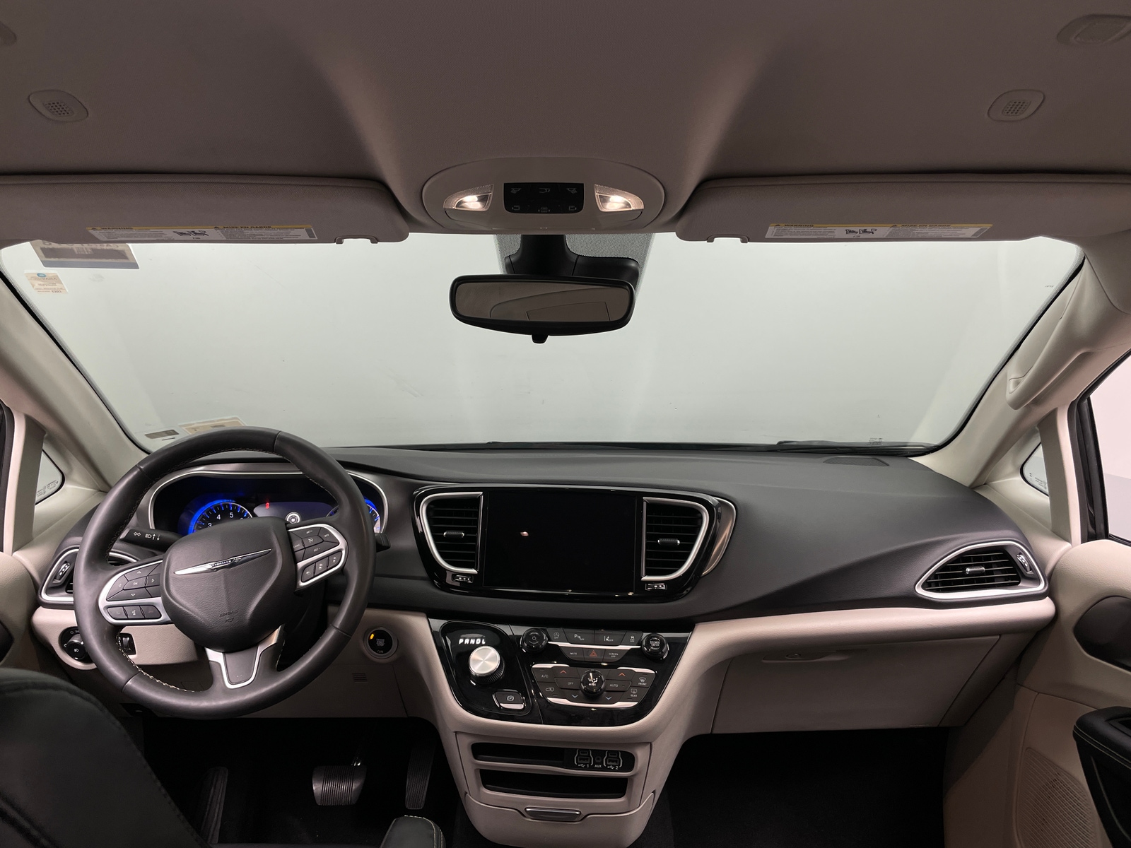 Thumbnail: 2023 Chrysler Pacifica - 2