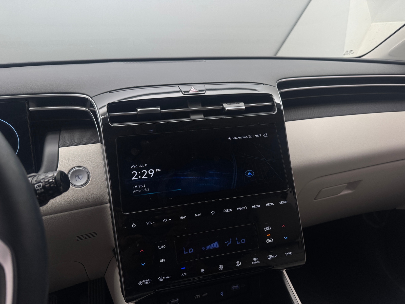 Thumbnail: 2024 Hyundai Tucson - 3