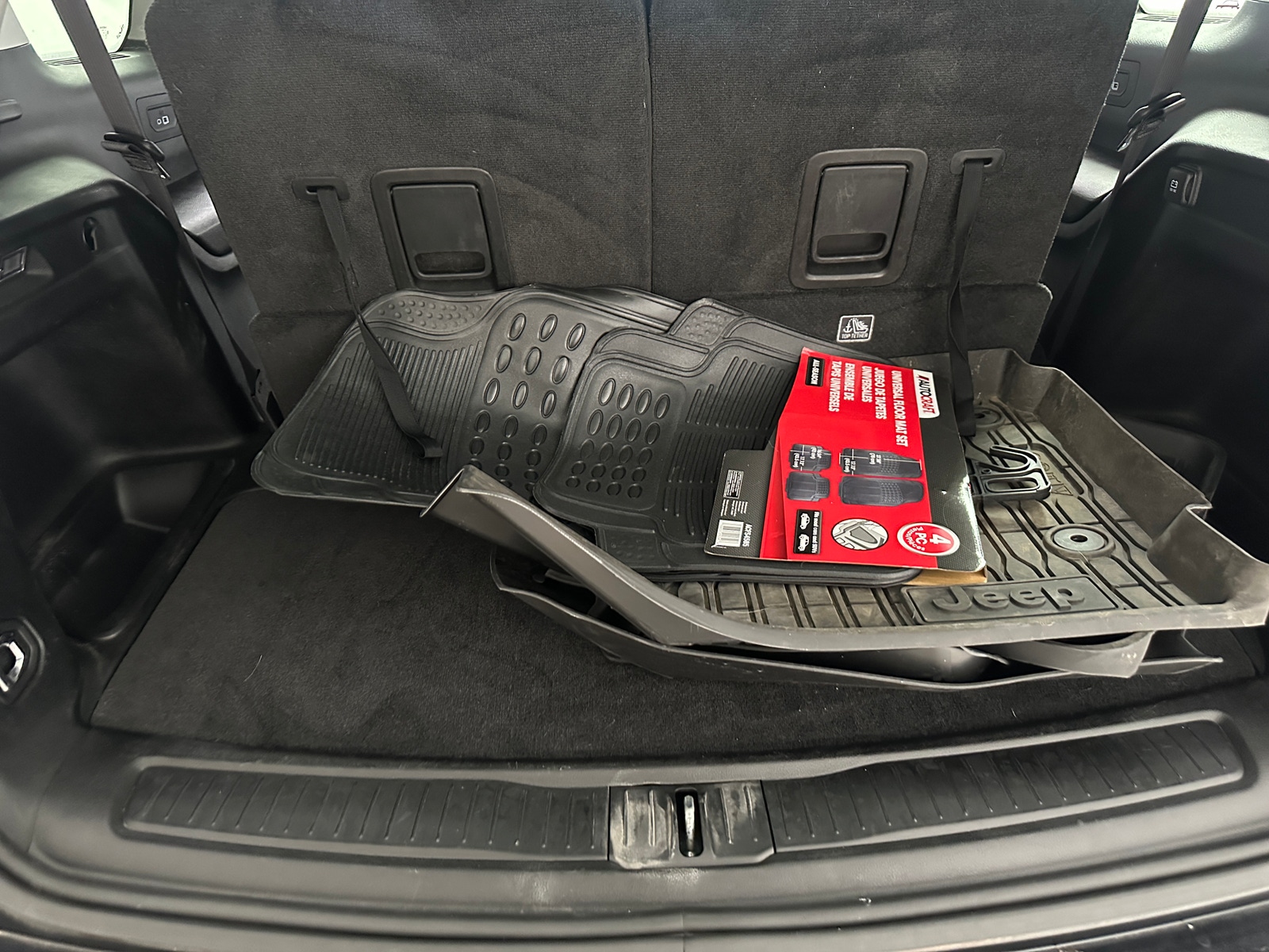 Thumbnail: 2021 Jeep Grand Cherokee L - 7