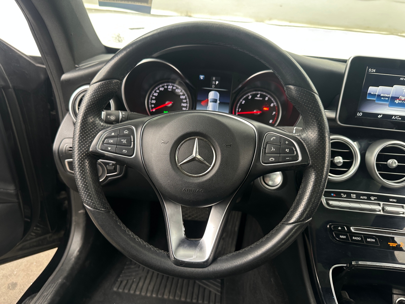Thumbnail: 2018 Mercedes-Benz C-Class - 3