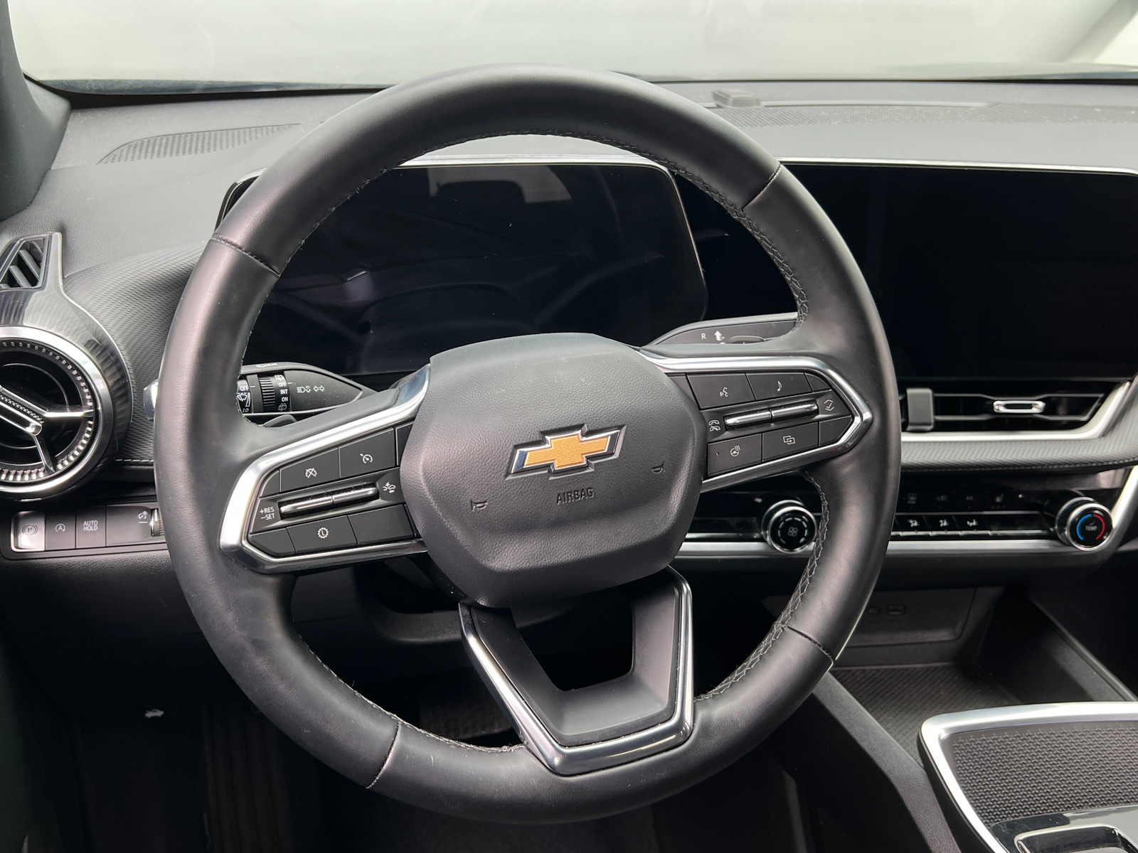 Thumbnail: 2026 Chevrolet Equinox - 5