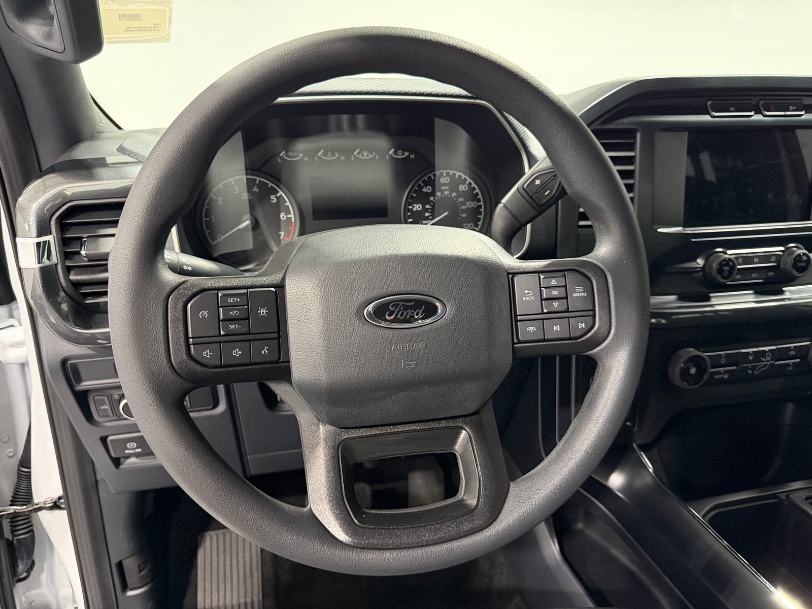 Thumbnail: 2022 Ford Econoline - 5