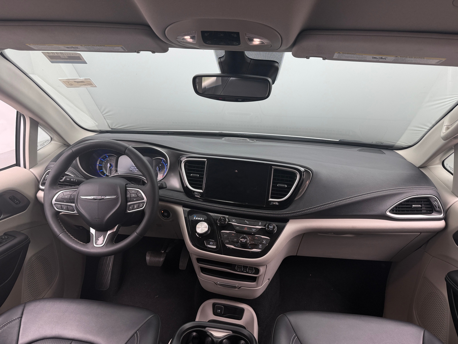 Thumbnail: 2024 Chrysler Pacifica - 2
