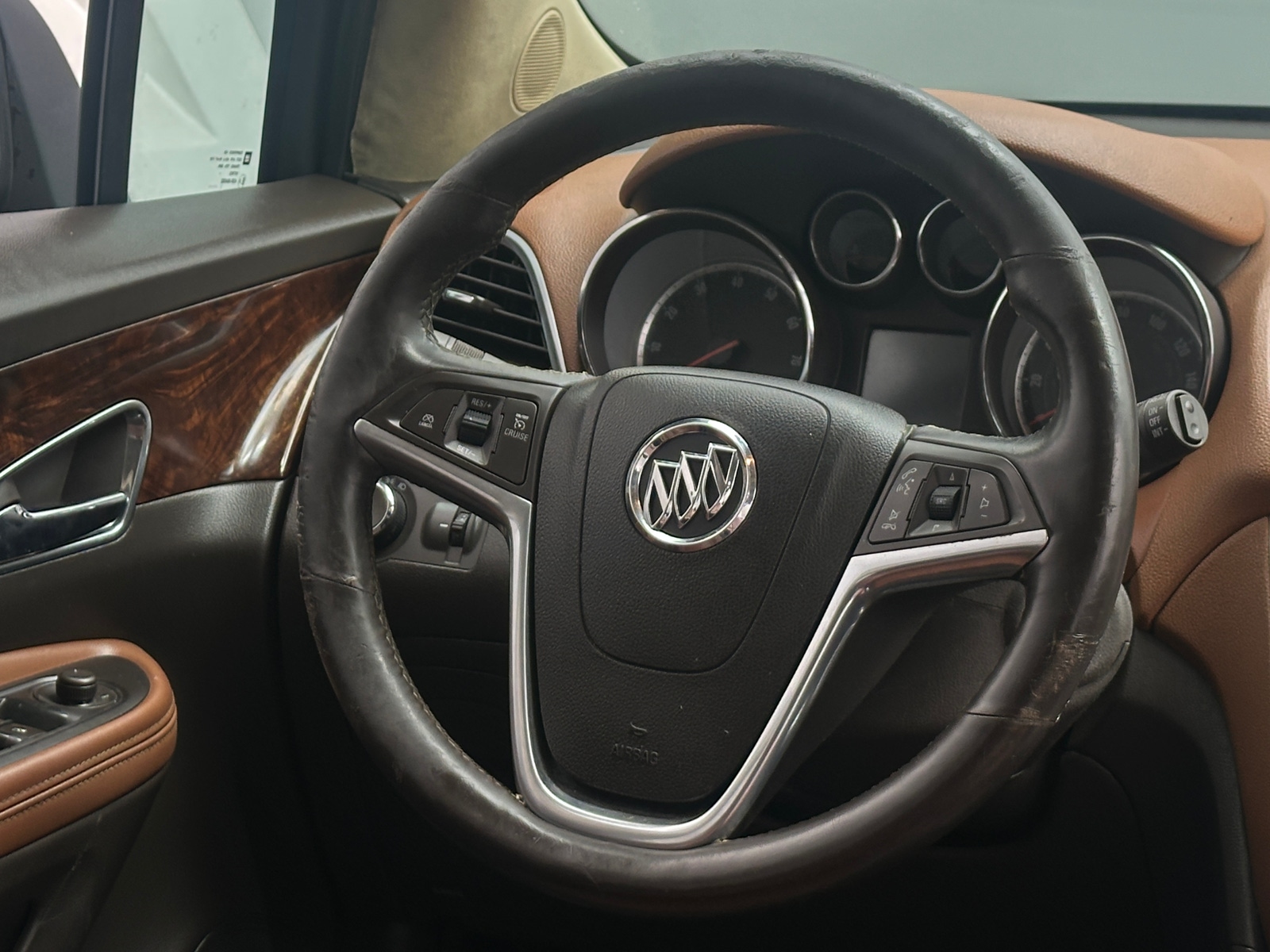 Thumbnail: 2014 Buick Encore - 4