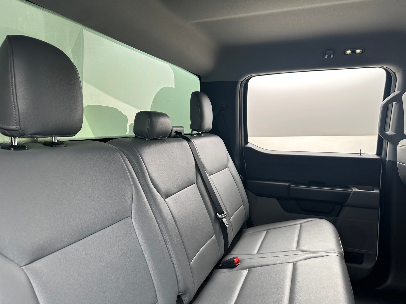 Thumbnail: 2021 Ford Econoline - 5