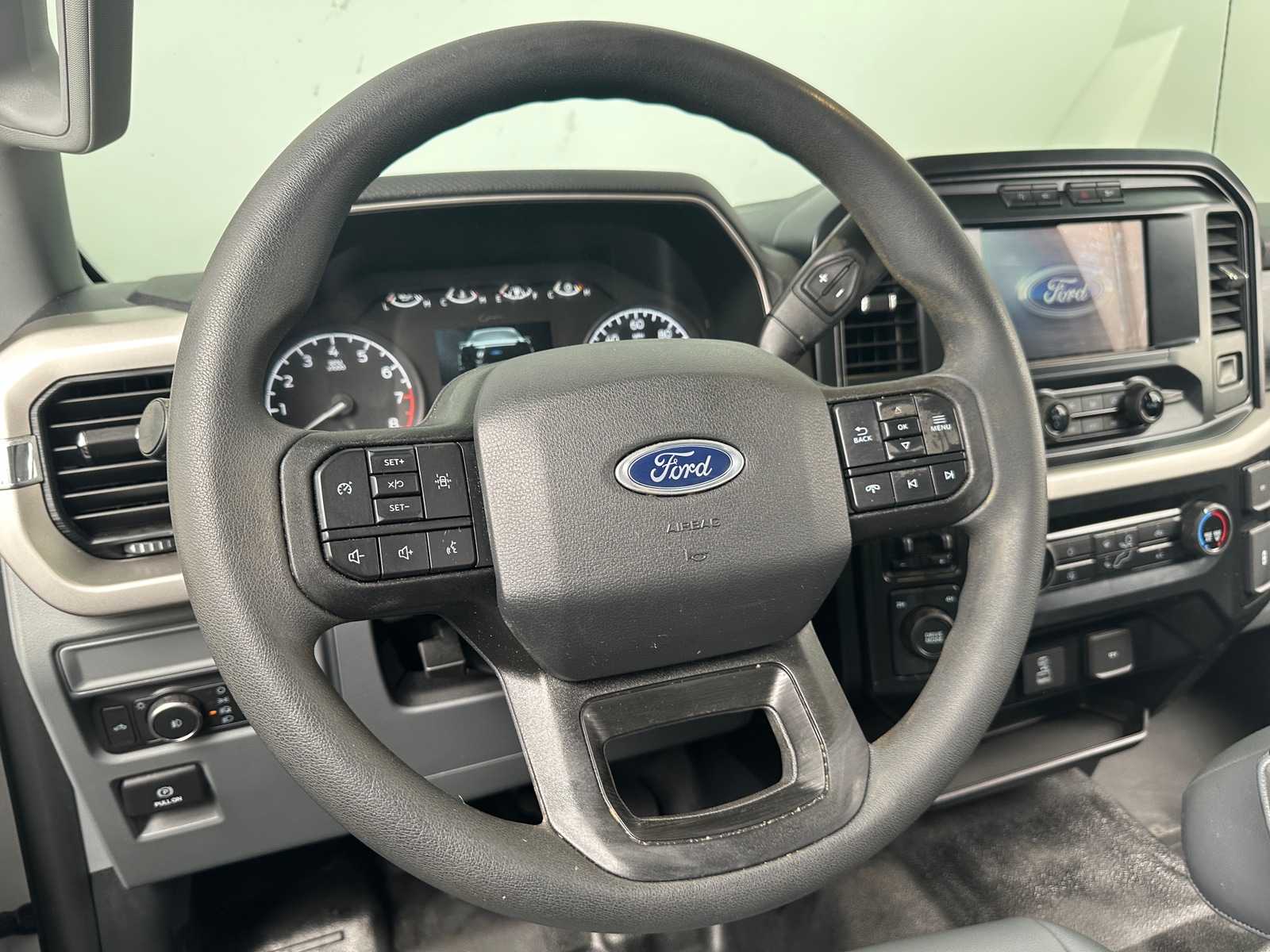 Thumbnail: 2021 Ford Econoline - 4