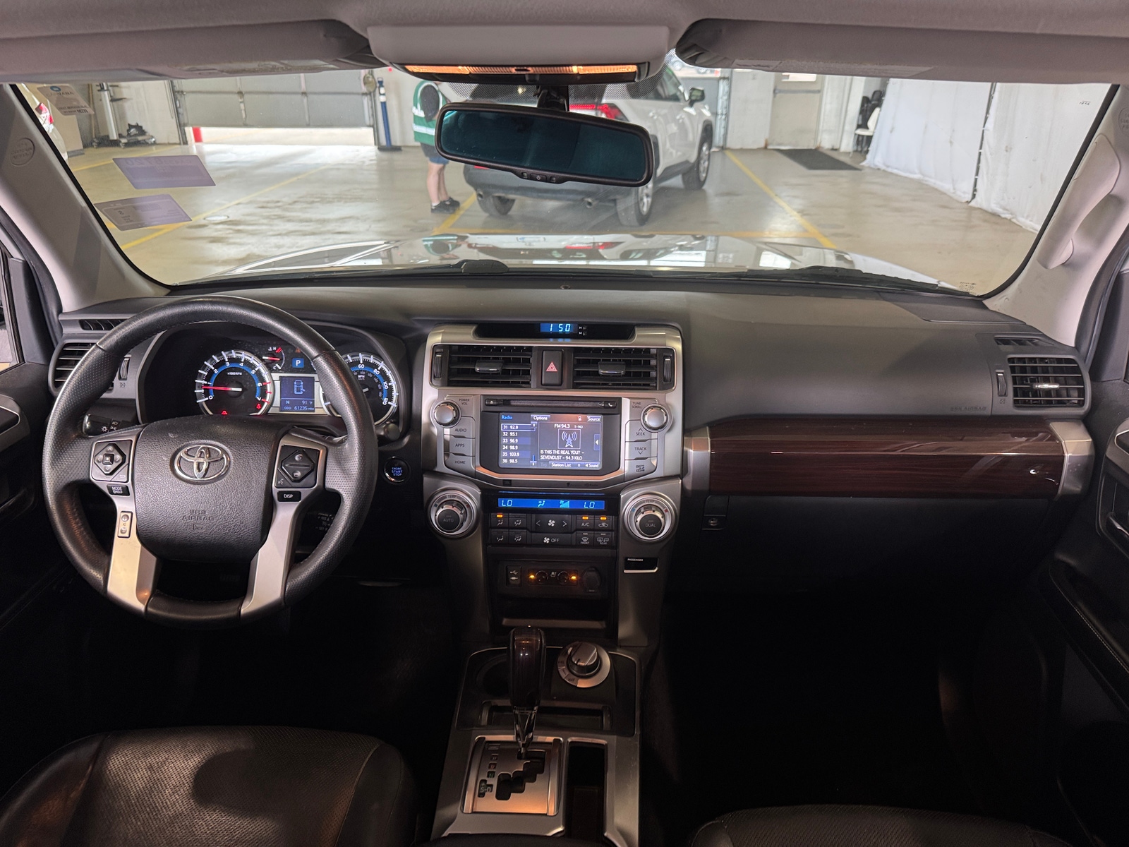 Thumbnail: 2015 Toyota 4Runner - 3