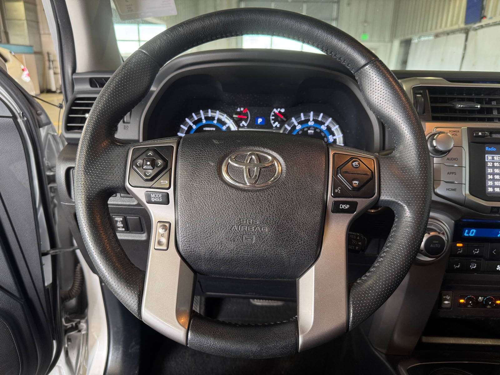 Thumbnail: 2015 Toyota 4Runner - 5