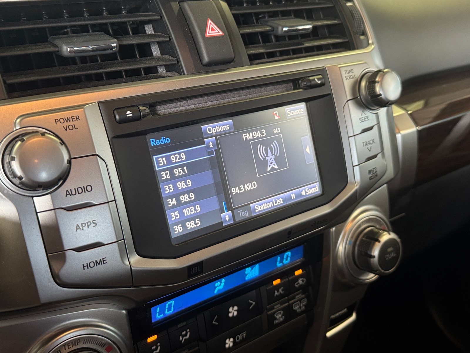 Thumbnail: 2015 Toyota 4Runner - 4
