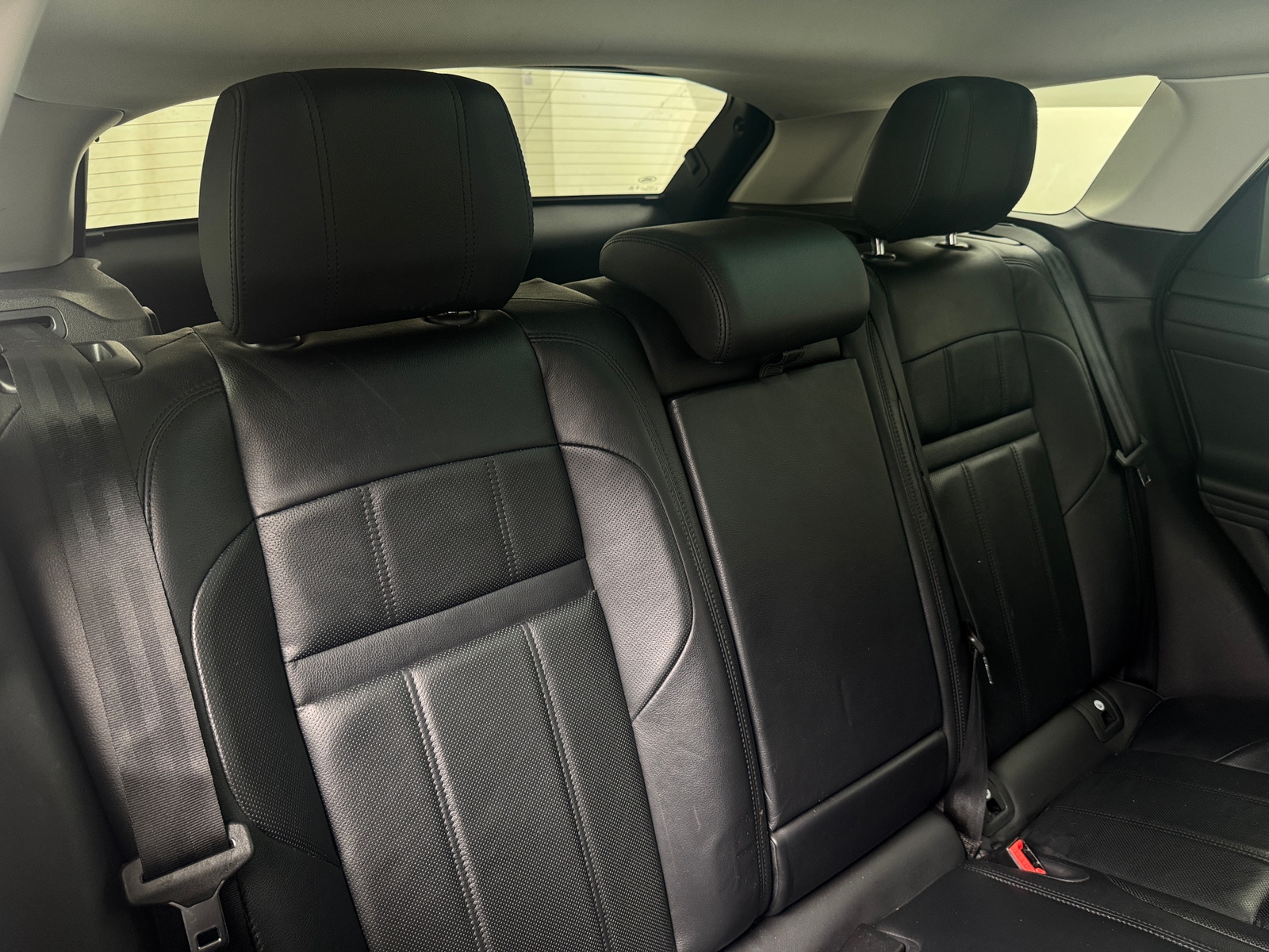 Thumbnail: 2020 Land Rover Range Rover Evoque - 5