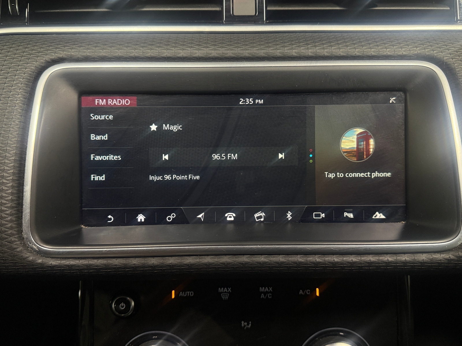 Thumbnail: 2020 Land Rover Range Rover Evoque - 3