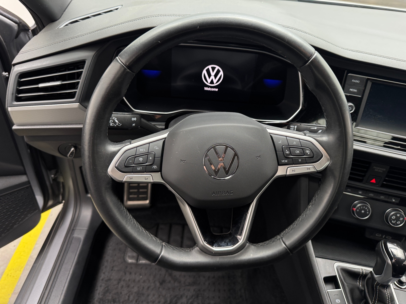 Thumbnail: 2024 Volkswagen Jetta - 5