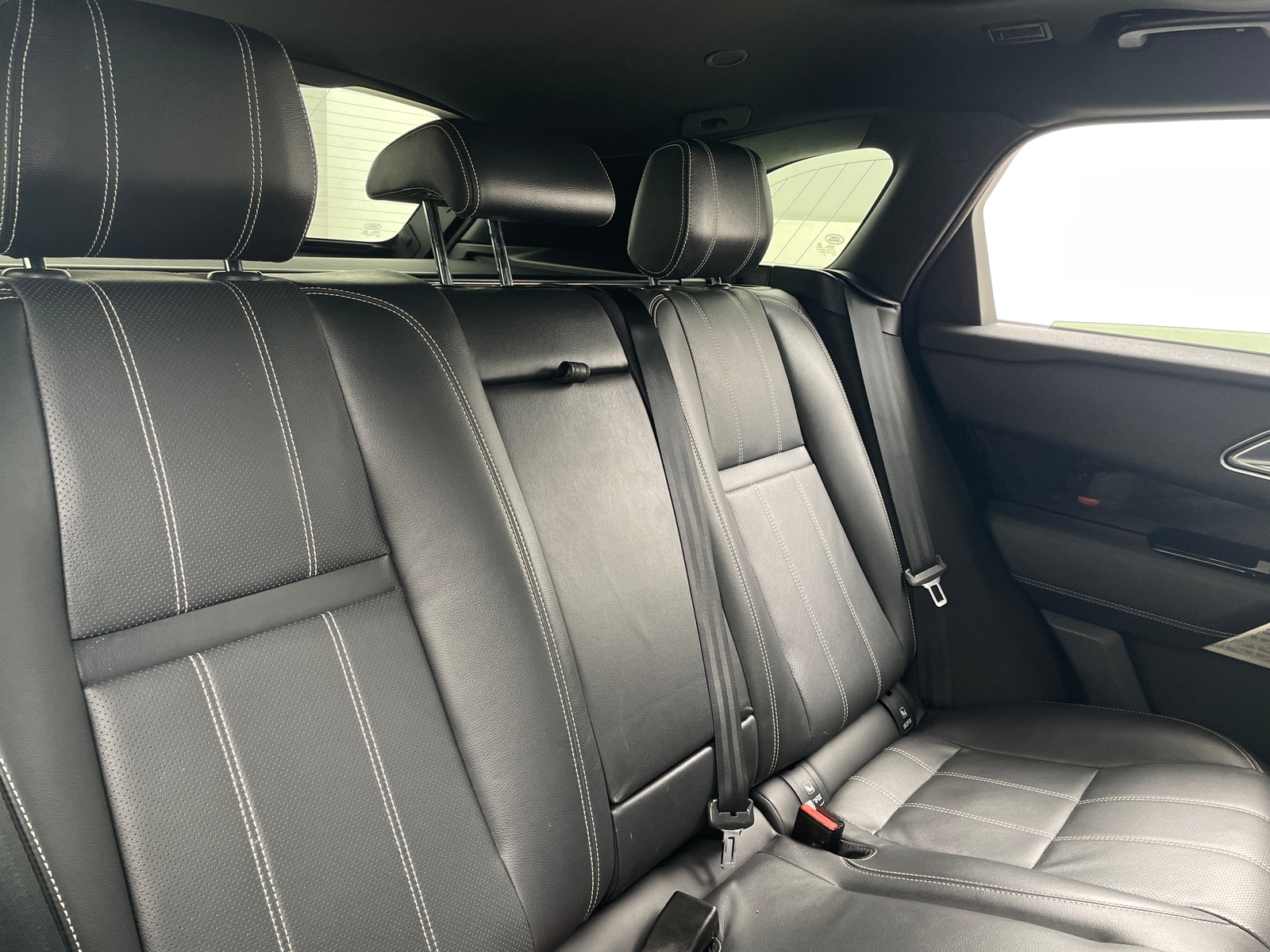 Thumbnail: 2021 Land Rover Range Rover Velar - 5