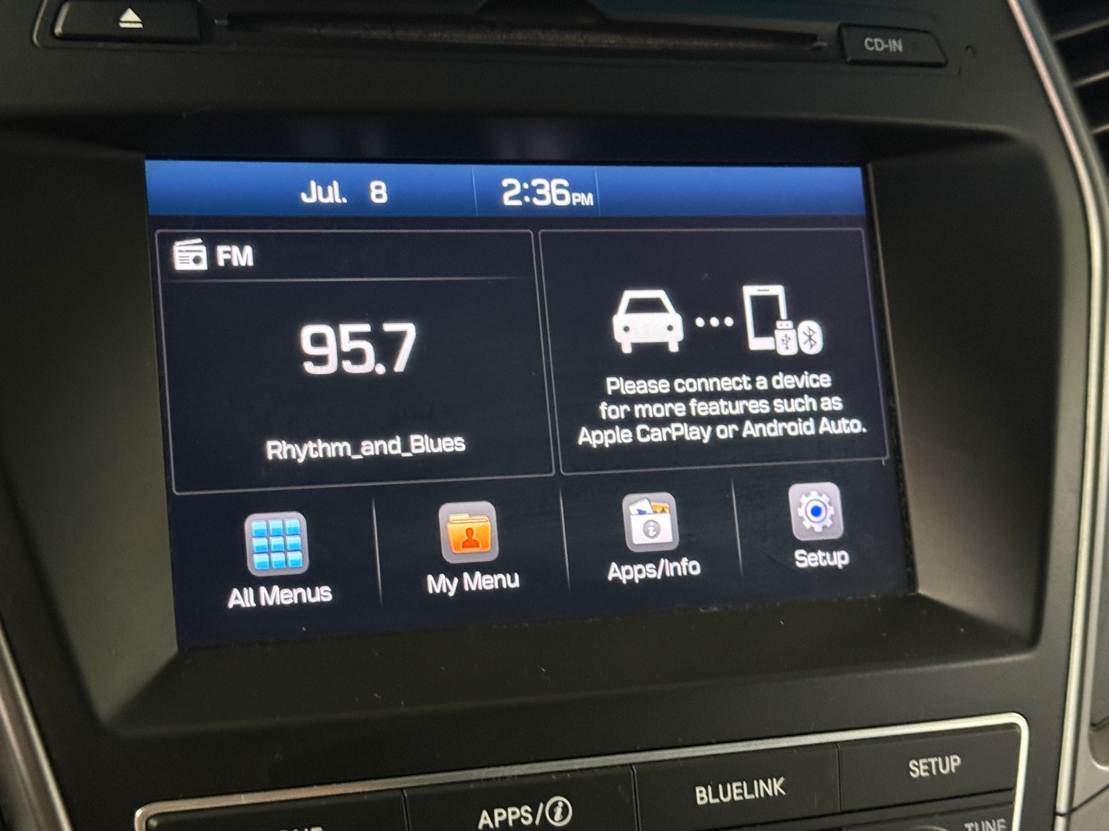 Thumbnail: 2017 Hyundai Santa Fe - 4