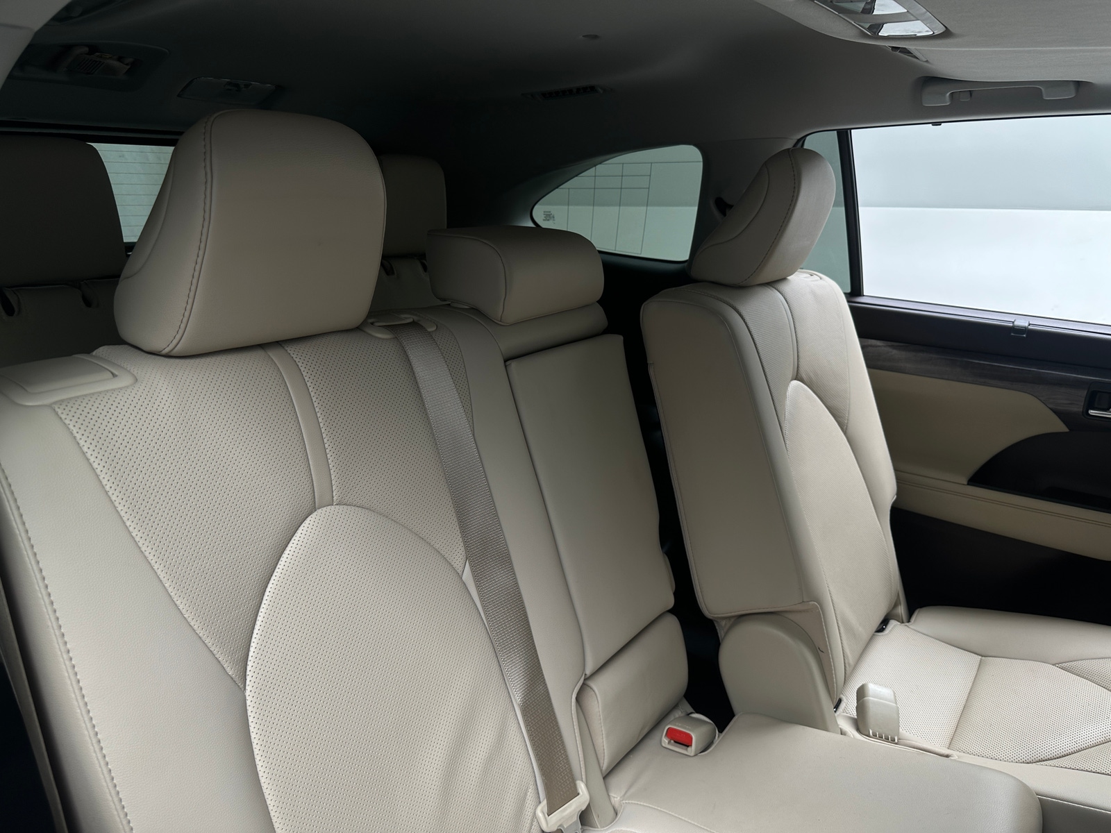 Thumbnail: 2020 Toyota Highlander - 5