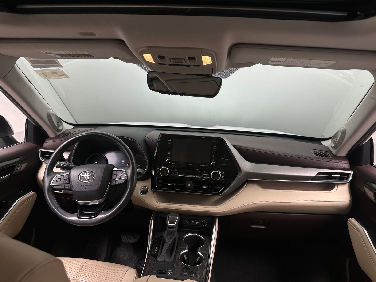 Thumbnail: 2020 Toyota Highlander - 2