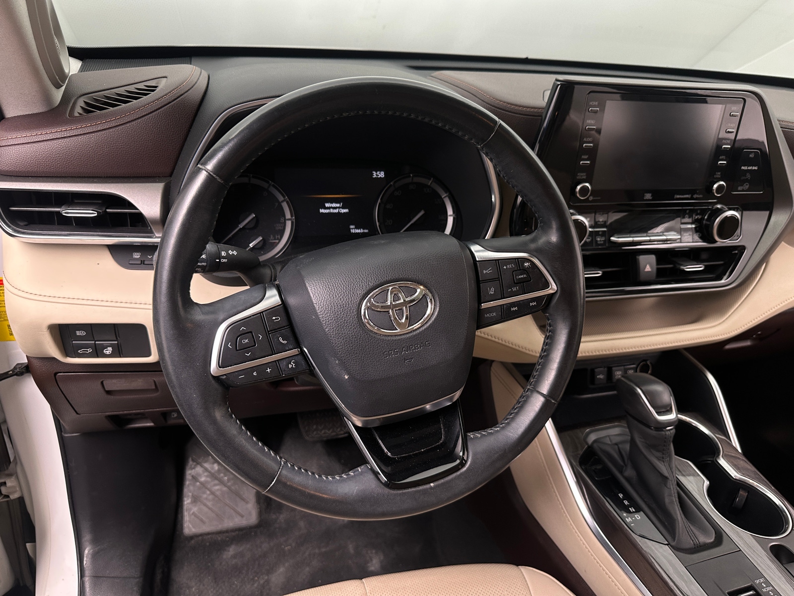 Thumbnail: 2020 Toyota Highlander - 4
