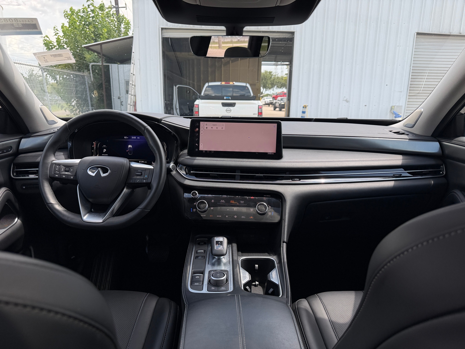 Thumbnail: 2026 INFINITI QX60 - 2