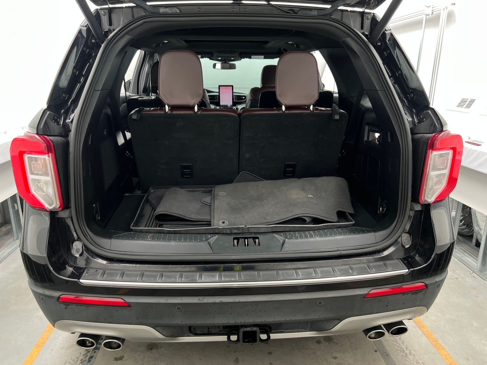 Thumbnail: 2021 Ford Explorer - 6