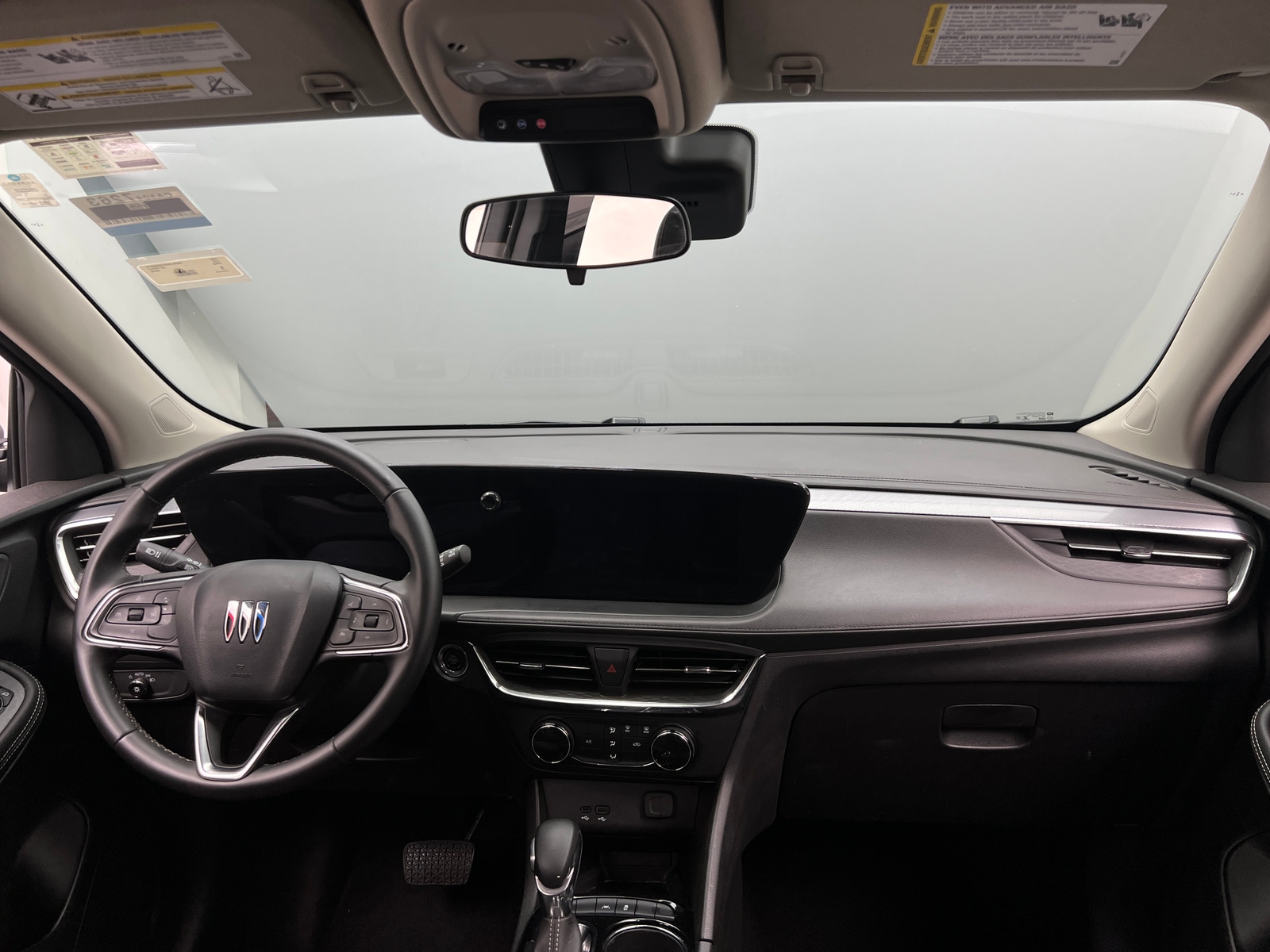 Thumbnail: 2025 Buick Encore GX - 3