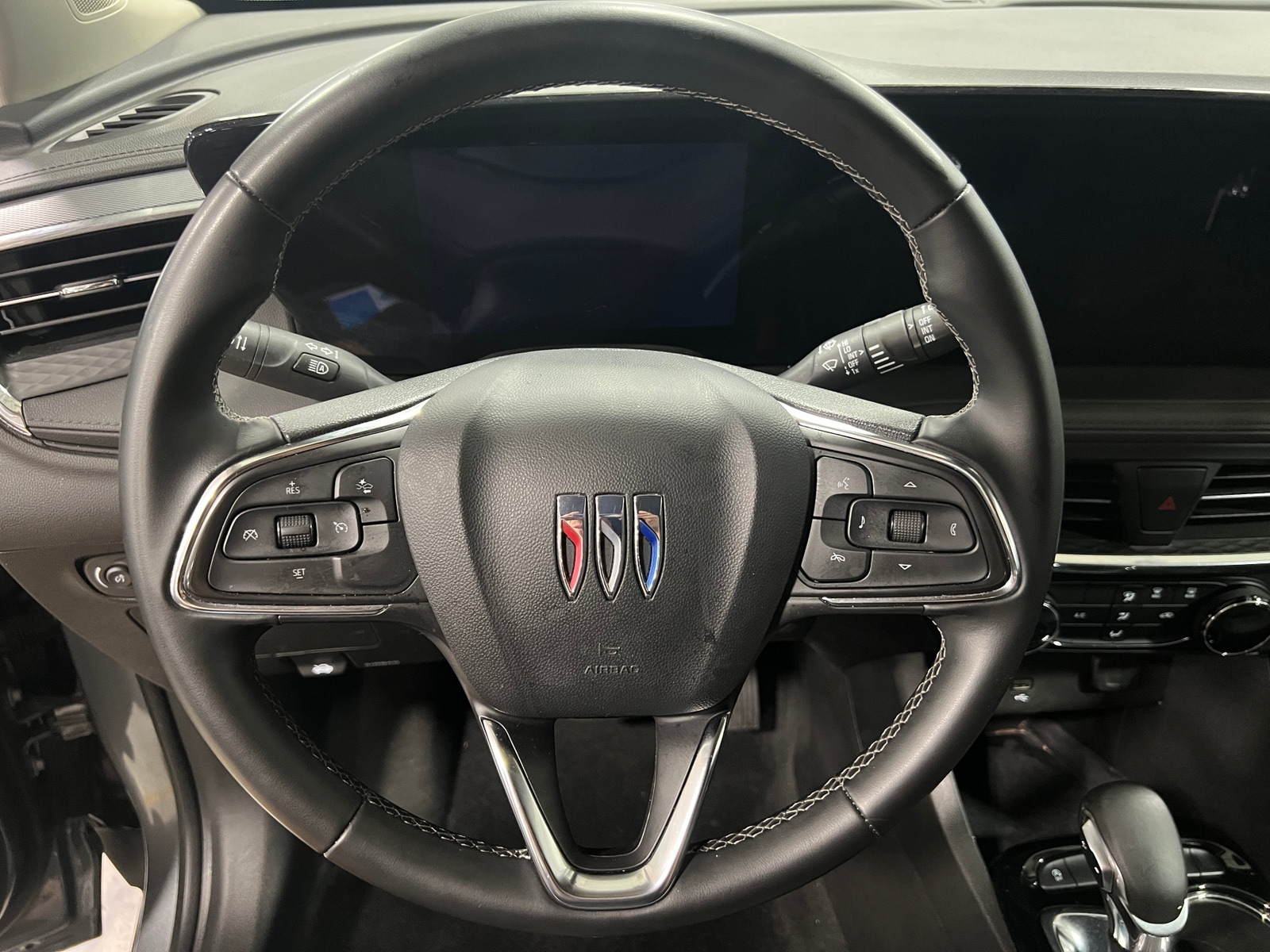 Thumbnail: 2025 Buick Encore GX - 5