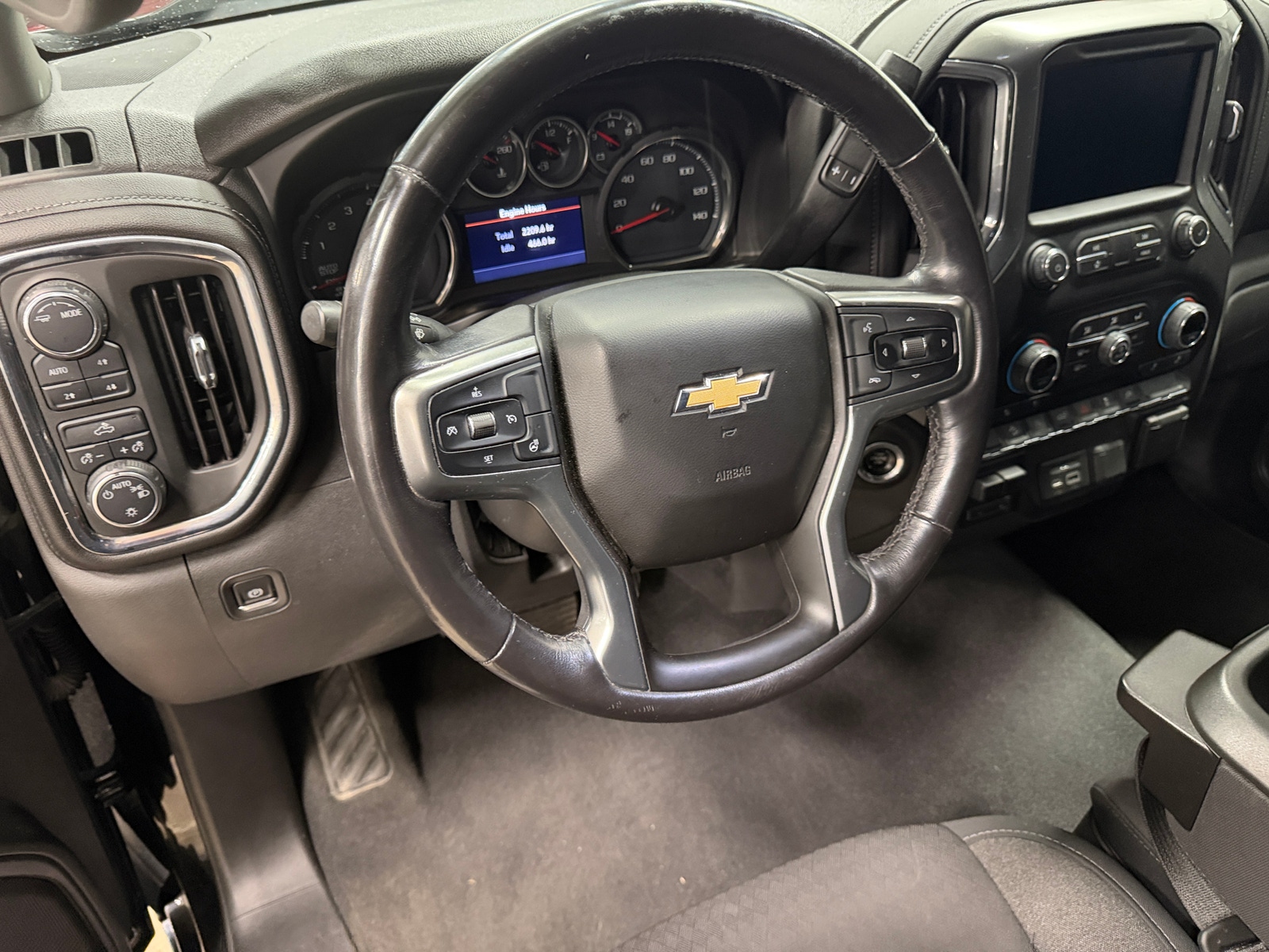 Thumbnail: 2020 Chevrolet Silverado 1500 - 5