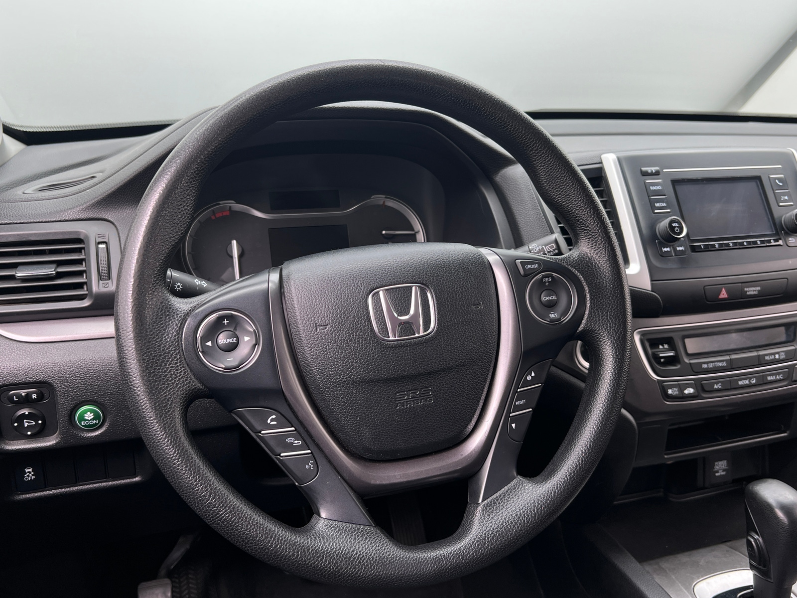 Thumbnail: 2017 Honda Pilot - 5
