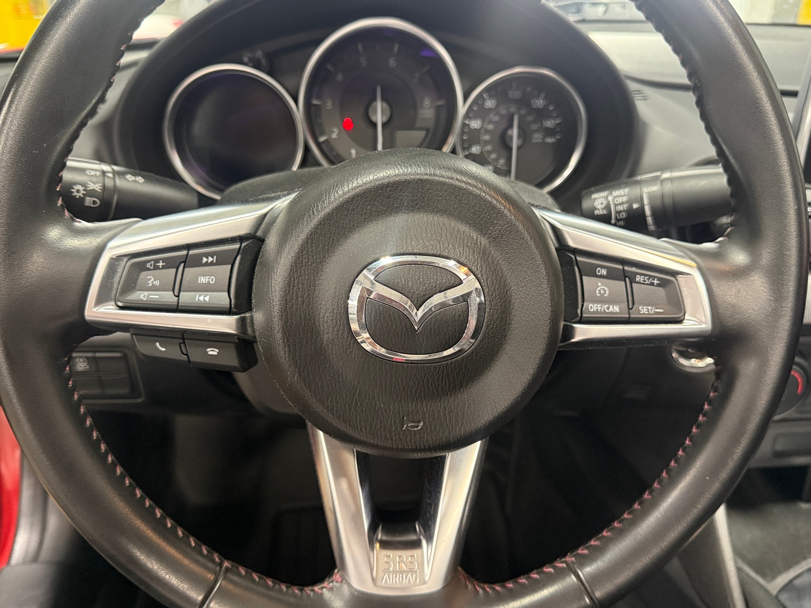 Thumbnail: 2016 Mazda MX-5 Miata - 5