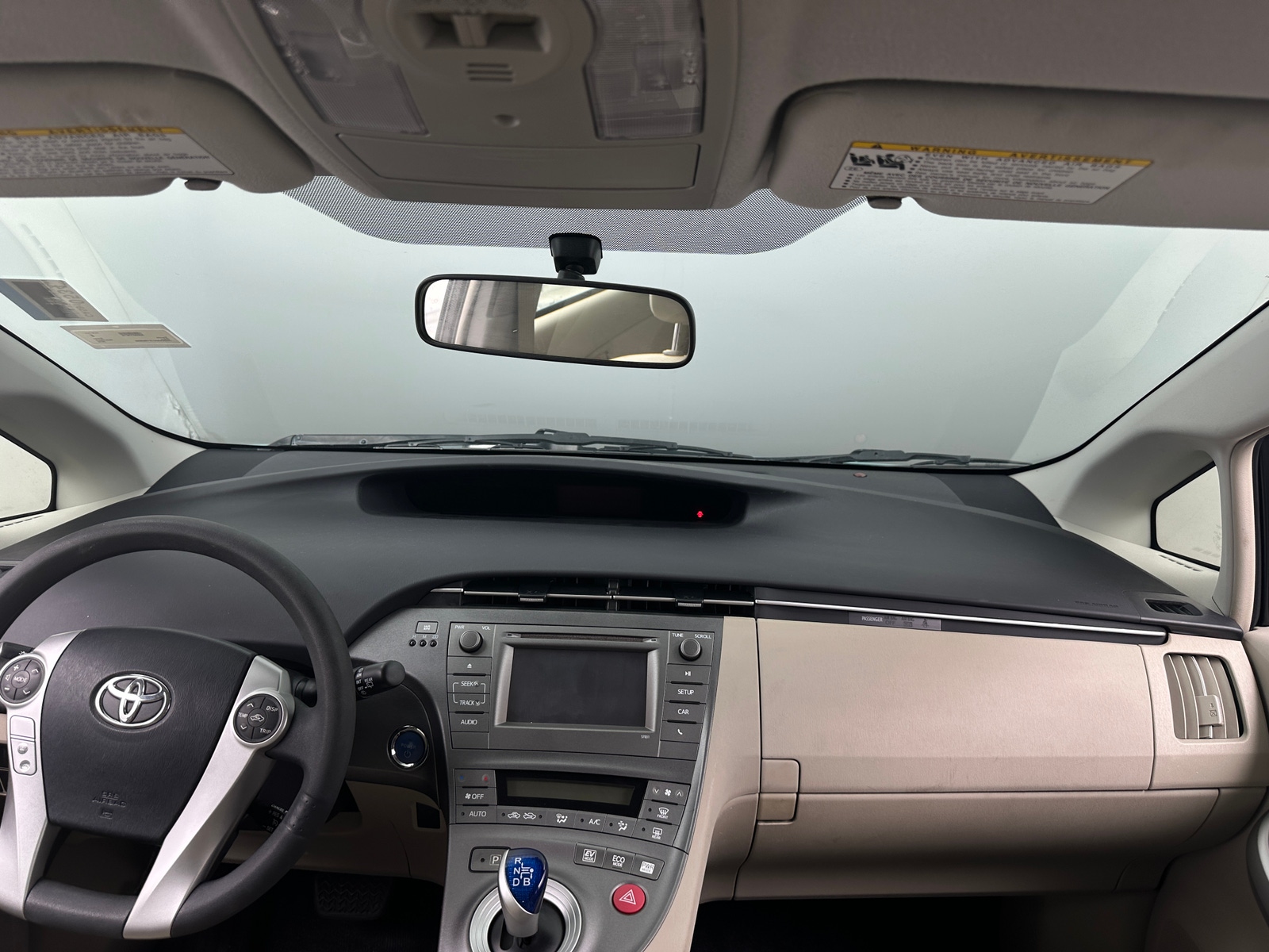 Thumbnail: 2015 Toyota Prius - 3