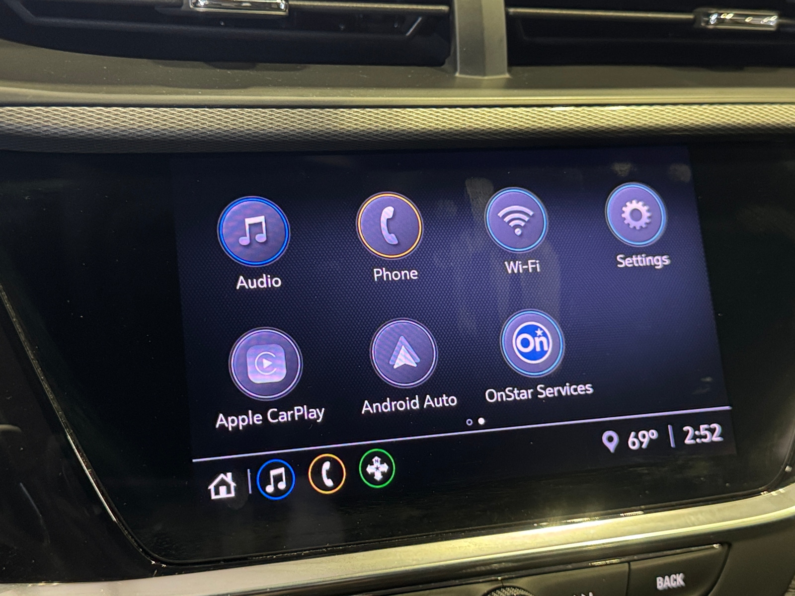 Thumbnail: 2022 Buick Encore GX - 4