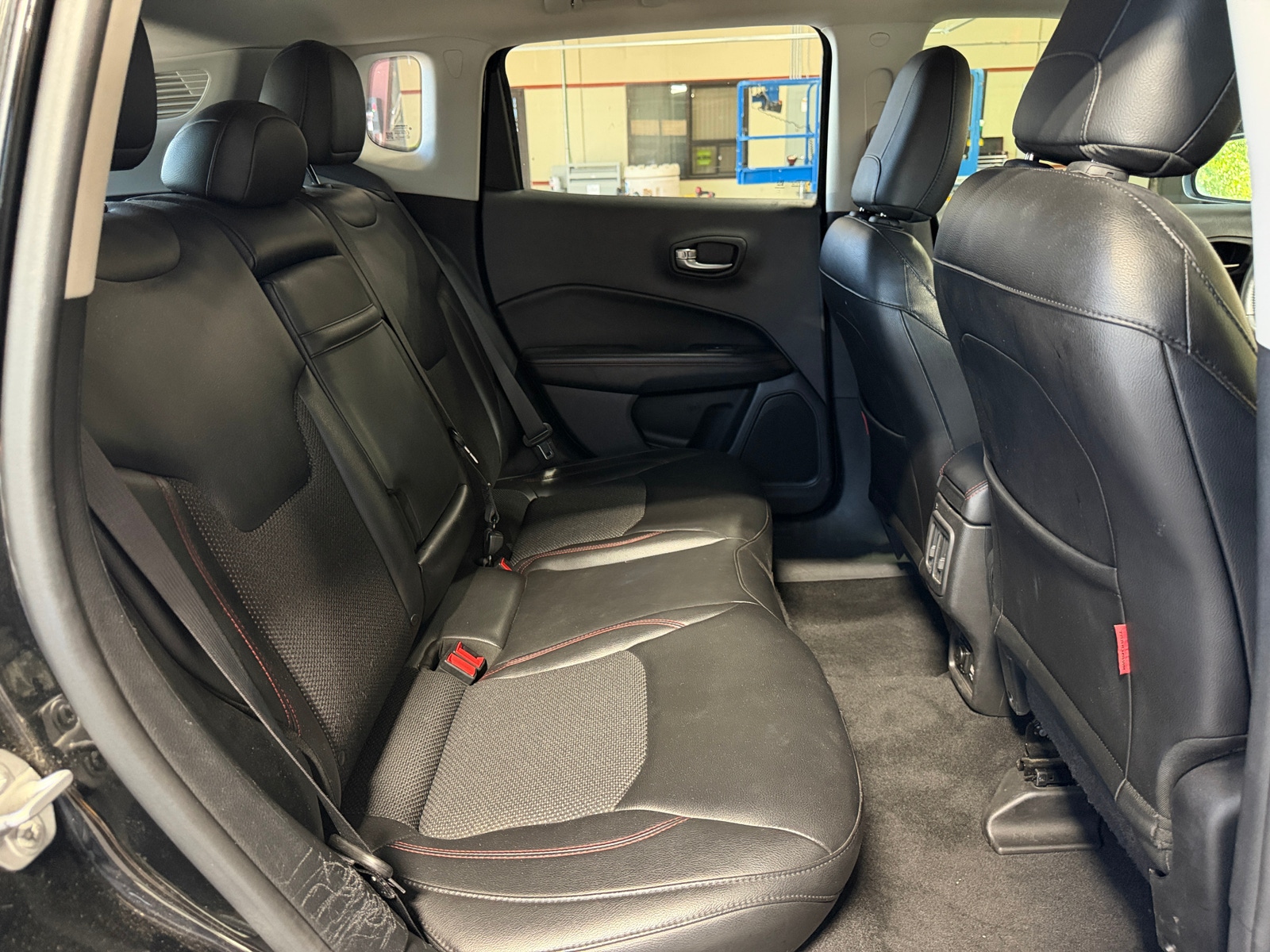 Thumbnail: 2018 Jeep Compass - 6
