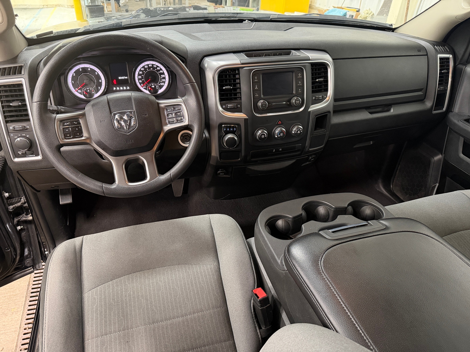 Thumbnail: 2024 RAM 1500 Classic - 3