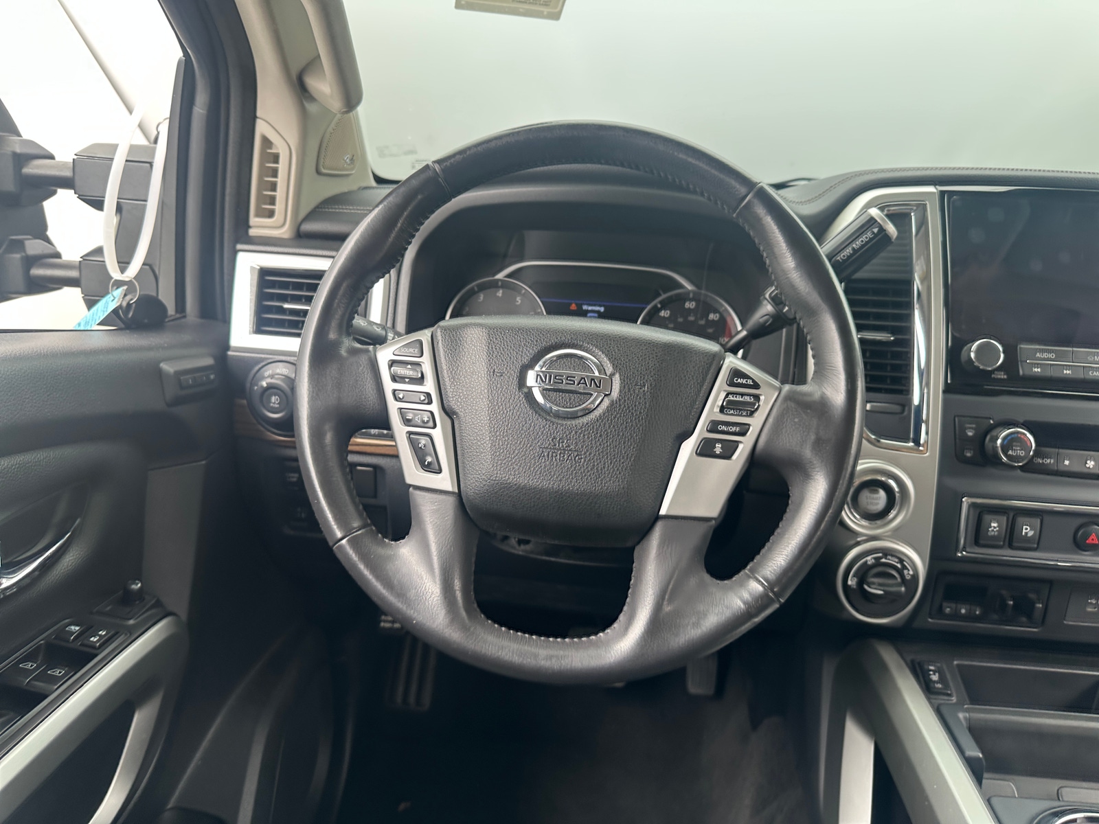 Thumbnail: 2020 Nissan Titan - 4