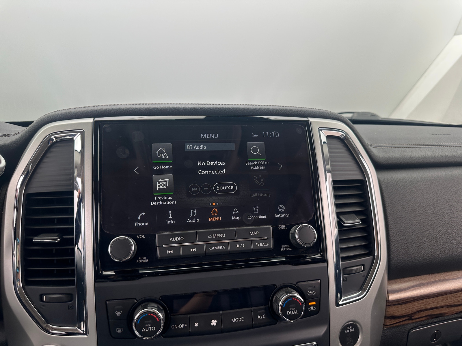 Thumbnail: 2020 Nissan Titan - 3