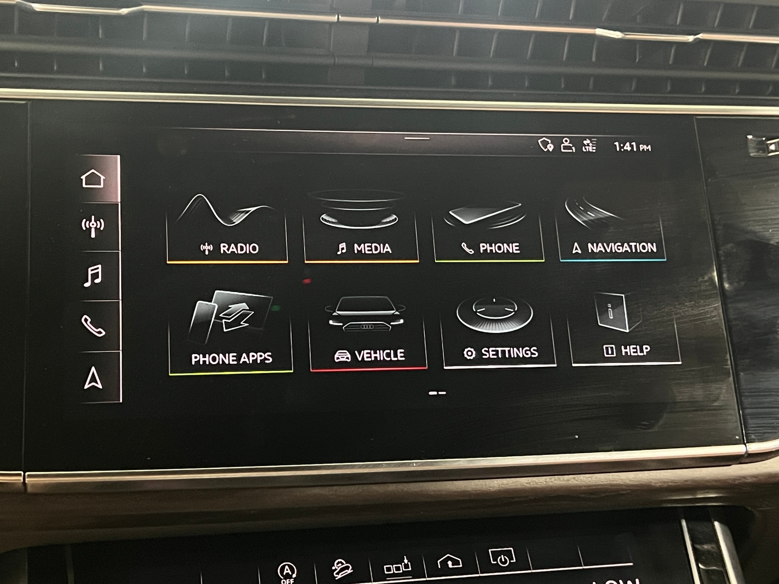 Thumbnail: 2019 Audi Q8 - 3