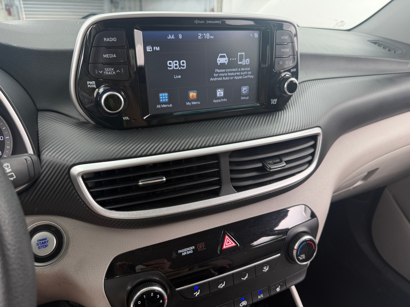 Thumbnail: 2019 Hyundai Tucson - 4